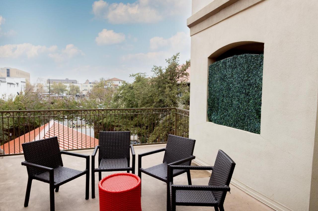 Hotel Indigo San Antonio Riverwalk By Ihg Luaran gambar